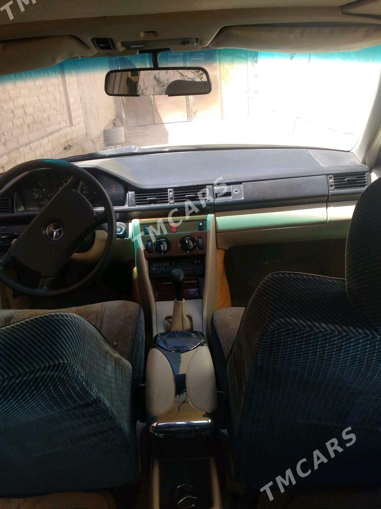 Mercedes-Benz 230E 1985 - 30 000 TMT - Boldumsaz - img 7