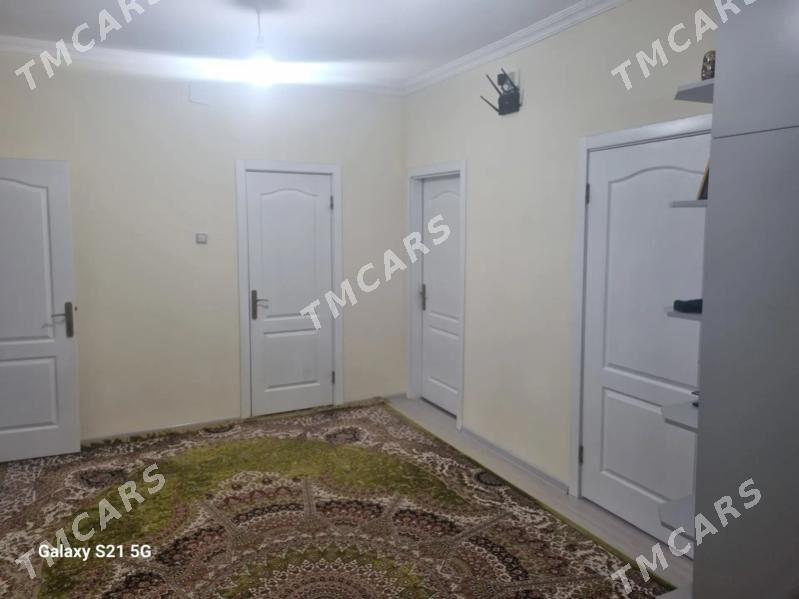 Anew 3 komnat 4nji etaj - Анев - img 2
