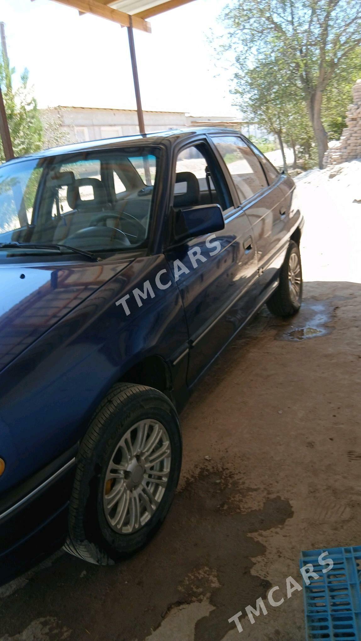 Opel Astra 1992 - 40 000 TMT - Şabat etr. - img 2