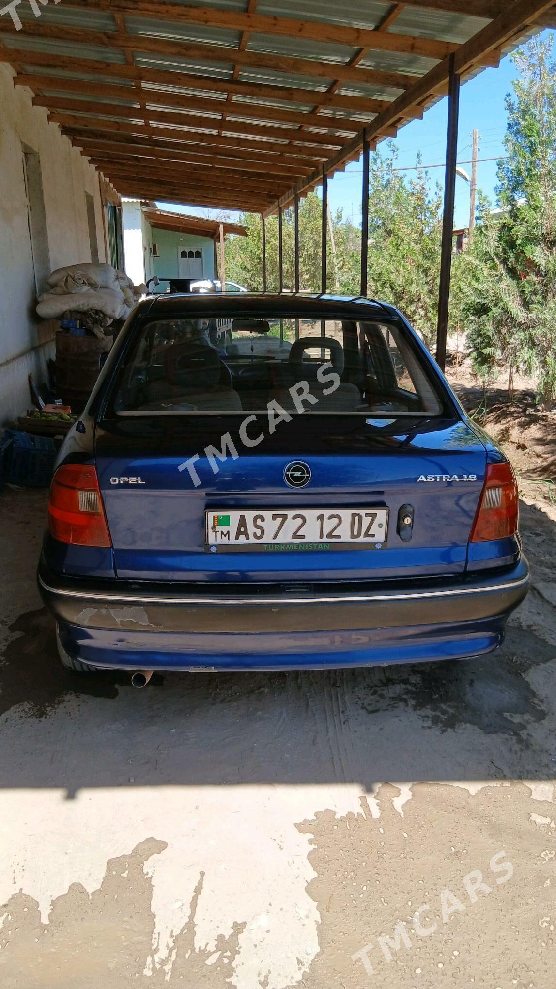 Opel Astra 1992 - 40 000 TMT - Şabat etr. - img 4