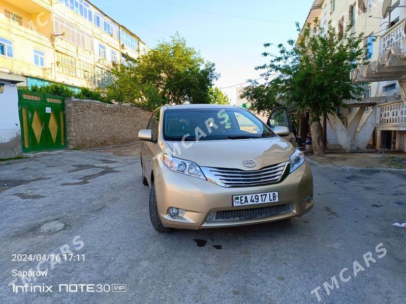 Toyota Sienna 2011 - 270 000 TMT - Магданлы - img 5