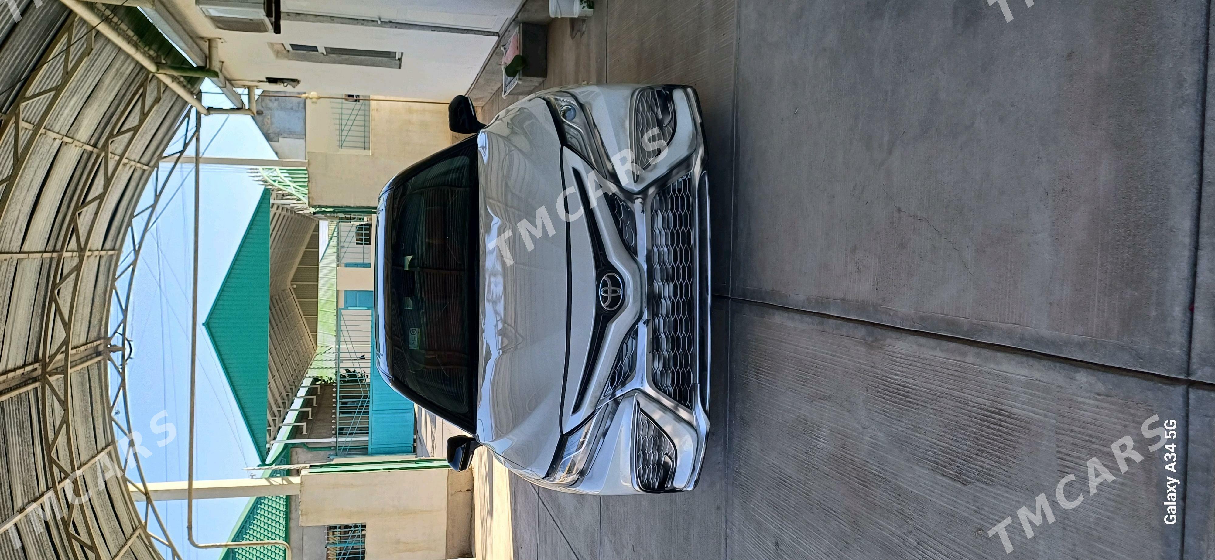 Toyota Camry 2020 - 410 000 TMT - Кипджак - img 5
