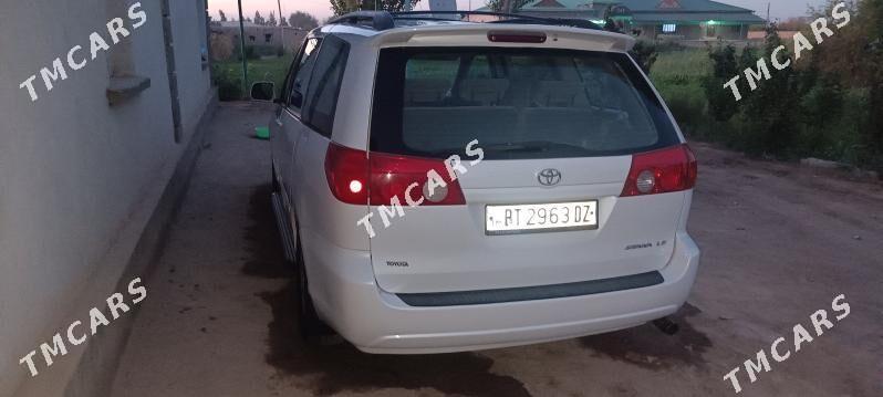 Toyota Sienna 2008 - 180 000 TMT - Şabat etr. - img 3