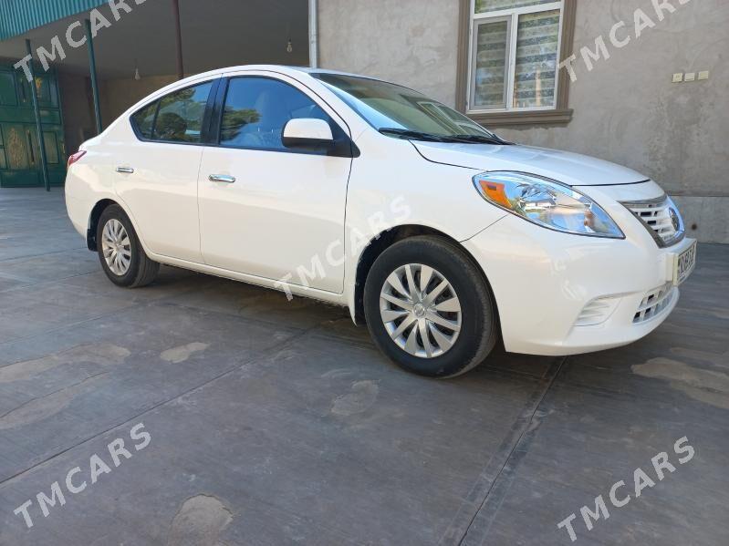 Nissan Versa 2011 - 98 000 TMT - Туркменабат - img 2