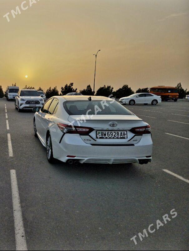 Toyota Camry 2019 - 400 000 TMT - Ашхабад - img 2