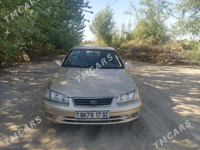 Toyota Camry 1998 - 135 000 TMT - Гурбансолтан Едже - img 2