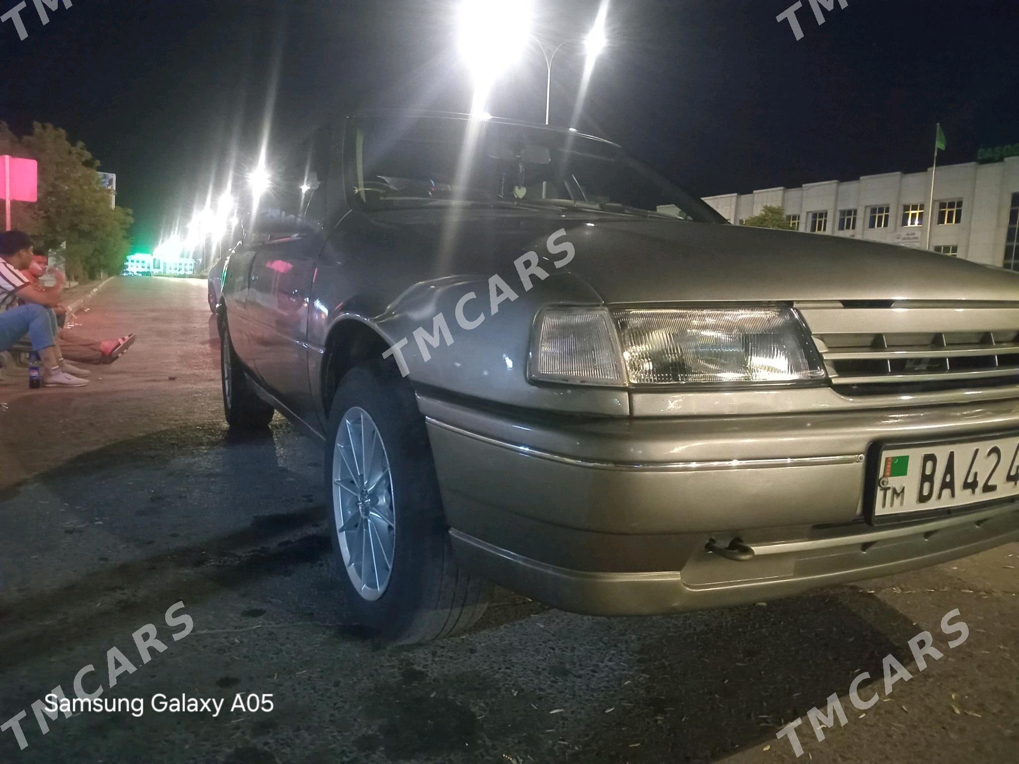 Opel Vectra 1992 - 32 000 TMT - Дашогуз - img 3