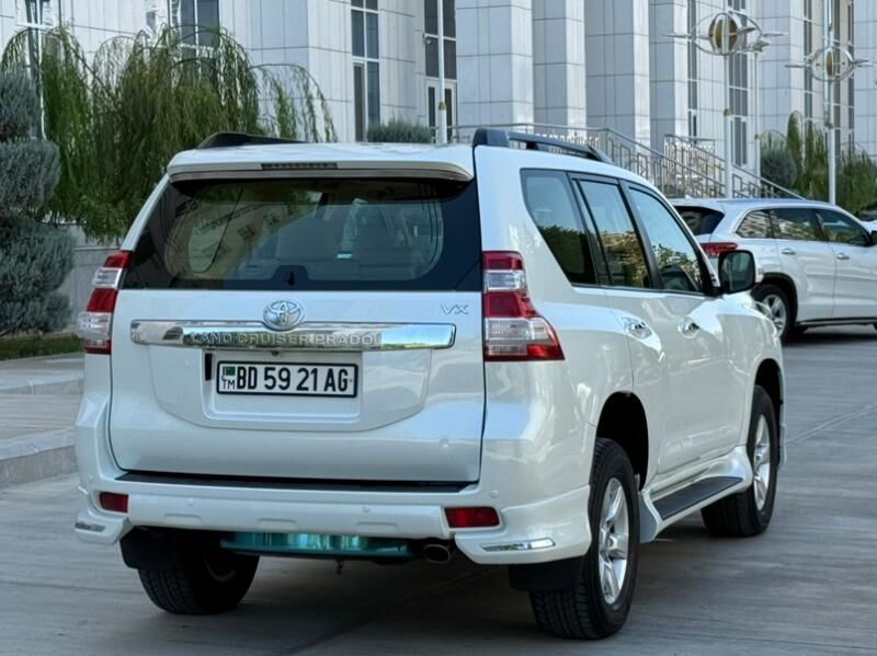 Toyota Land Cruiser Prado 2016 - 660 000 TMT - Aşgabat - img 4