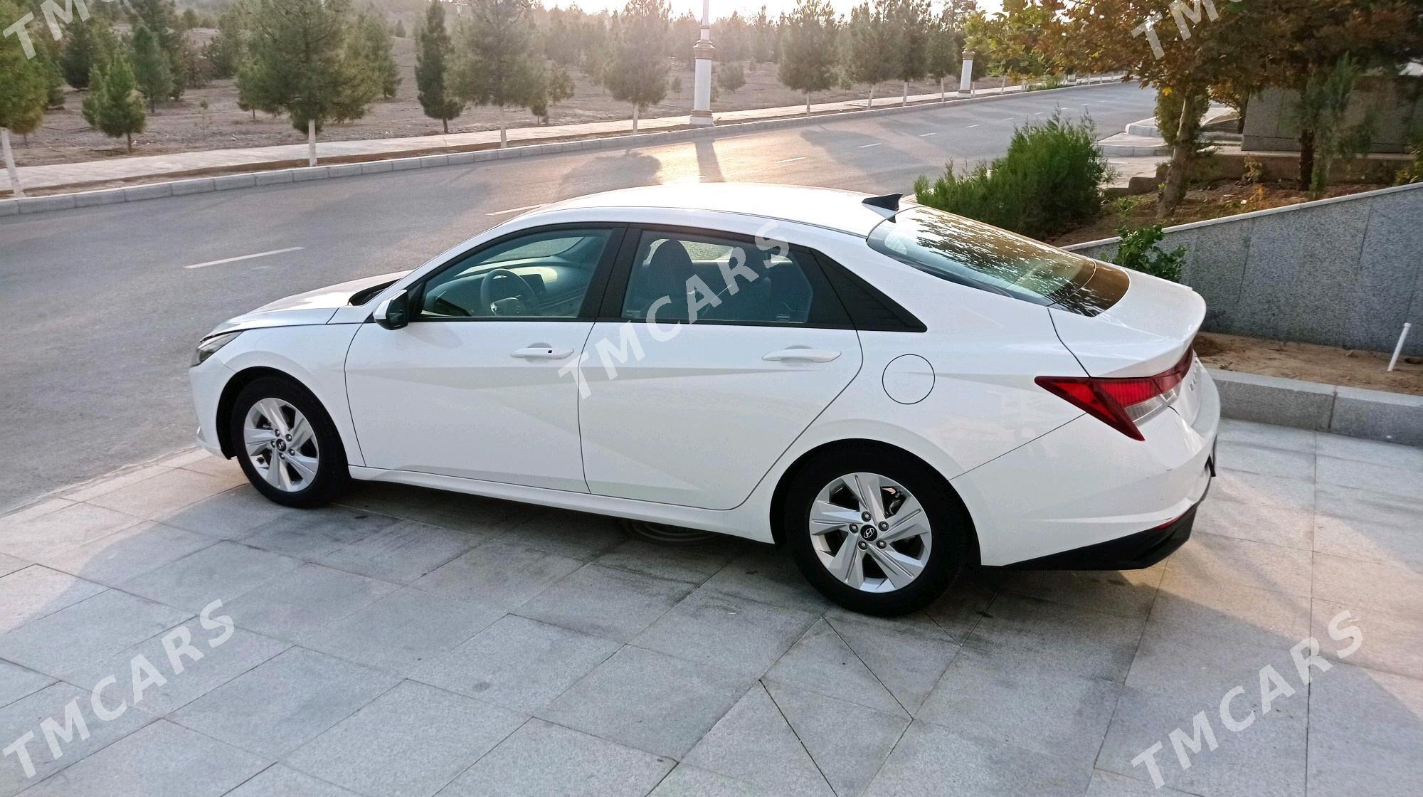 Hyundai Elantra 2021 - 240 000 TMT - Aýtakow (Oguzhan köç.) - img 4