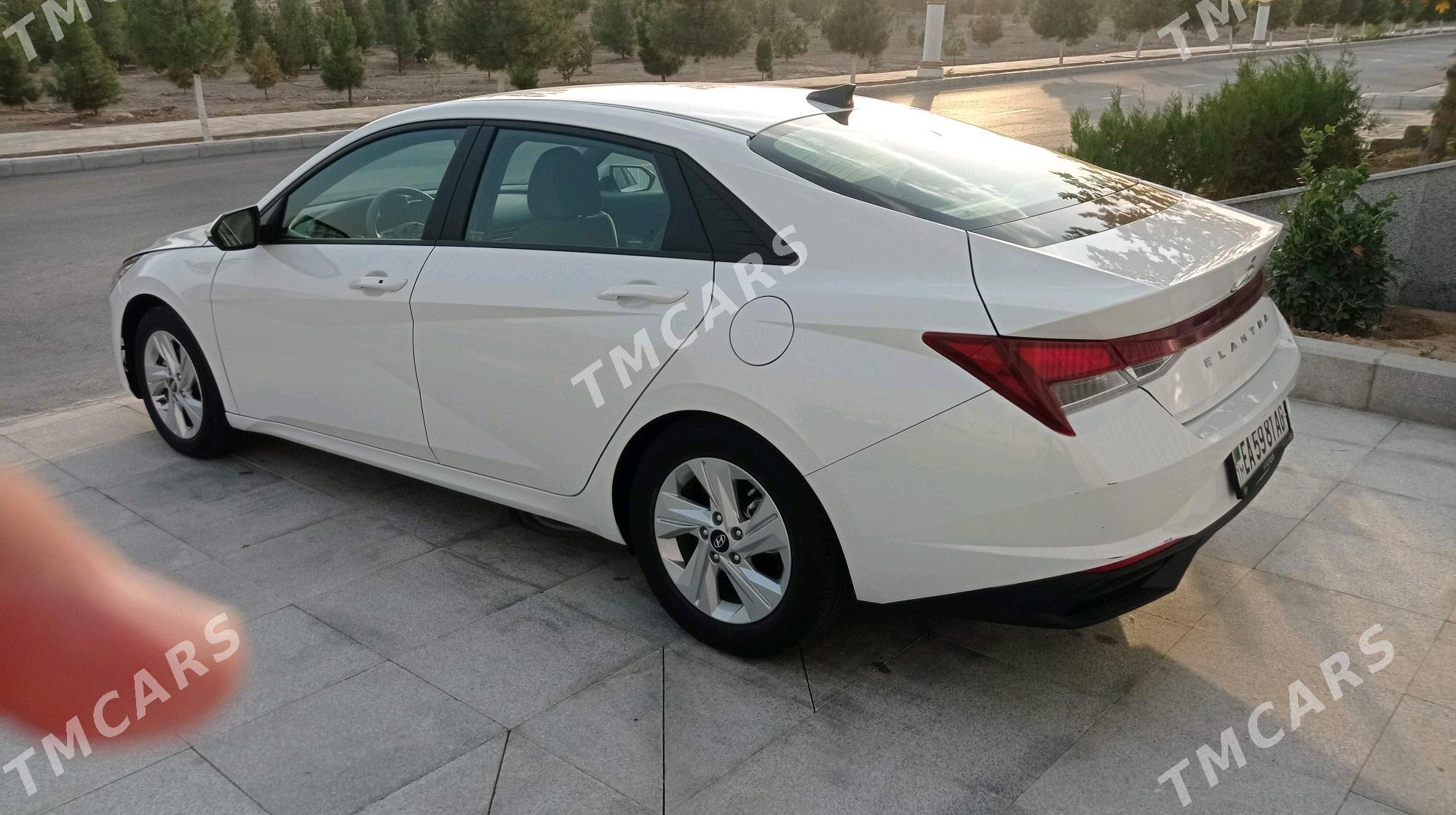 Hyundai Elantra 2021 - 240 000 TMT - Aýtakow (Oguzhan köç.) - img 3