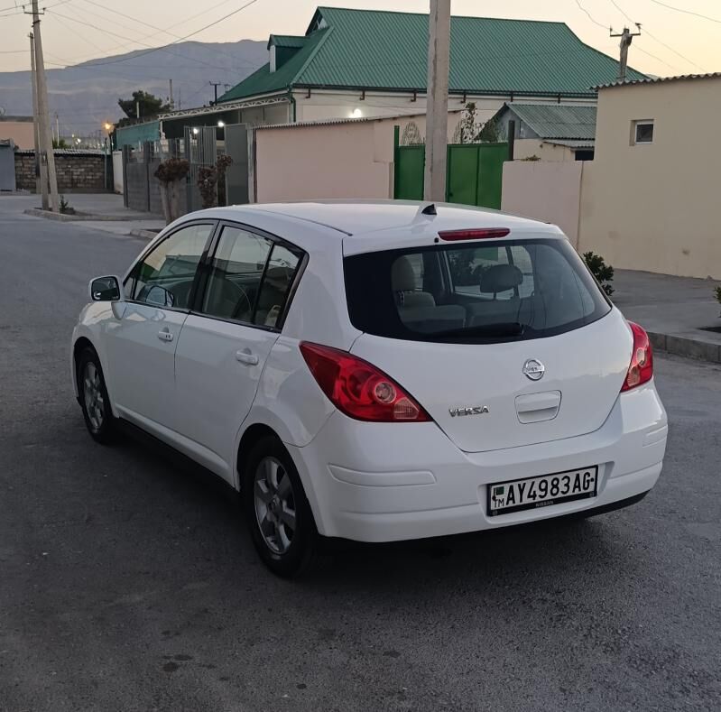Nissan Versa 2009 - 122 000 TMT - Aşgabat - img 9