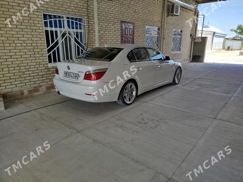 BMW 525 2008 - 165 000 TMT - Бахарден - img 11