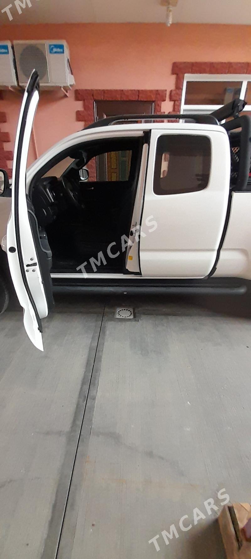 Toyota Tacoma 2021 - 360 000 TMT - Aşgabat - img 8