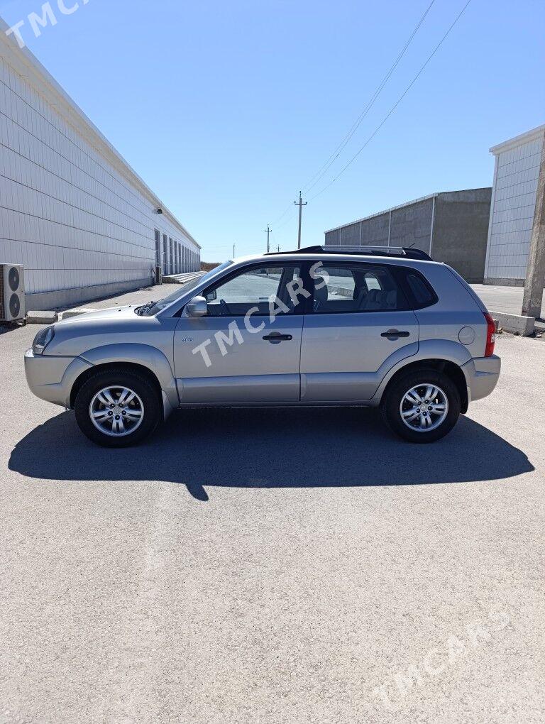 Hyundai Tucson 2008 - 153 000 TMT - Хитровка - img 3