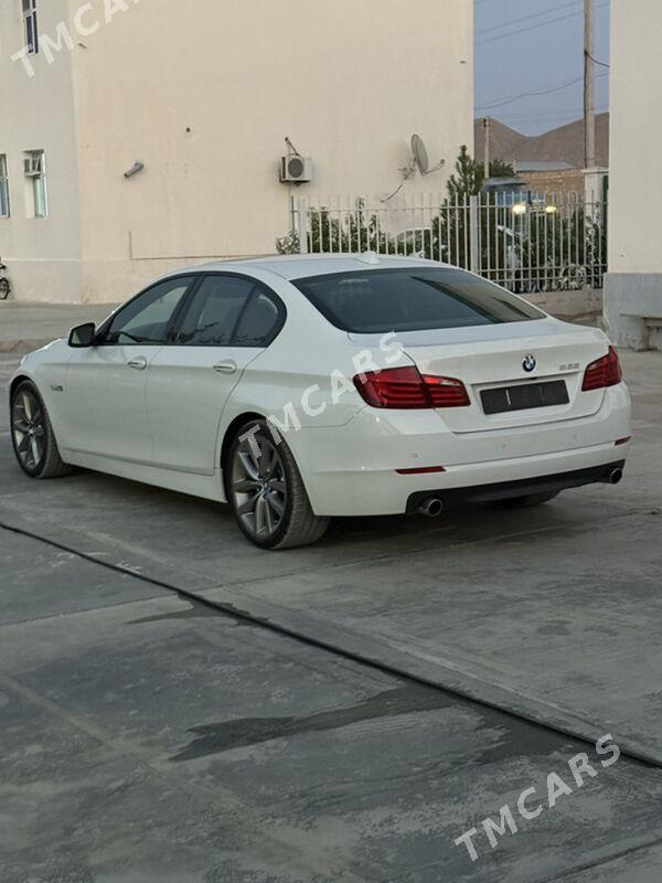 BMW 535 2012 - 280 000 TMT - Гызыларбат - img 3