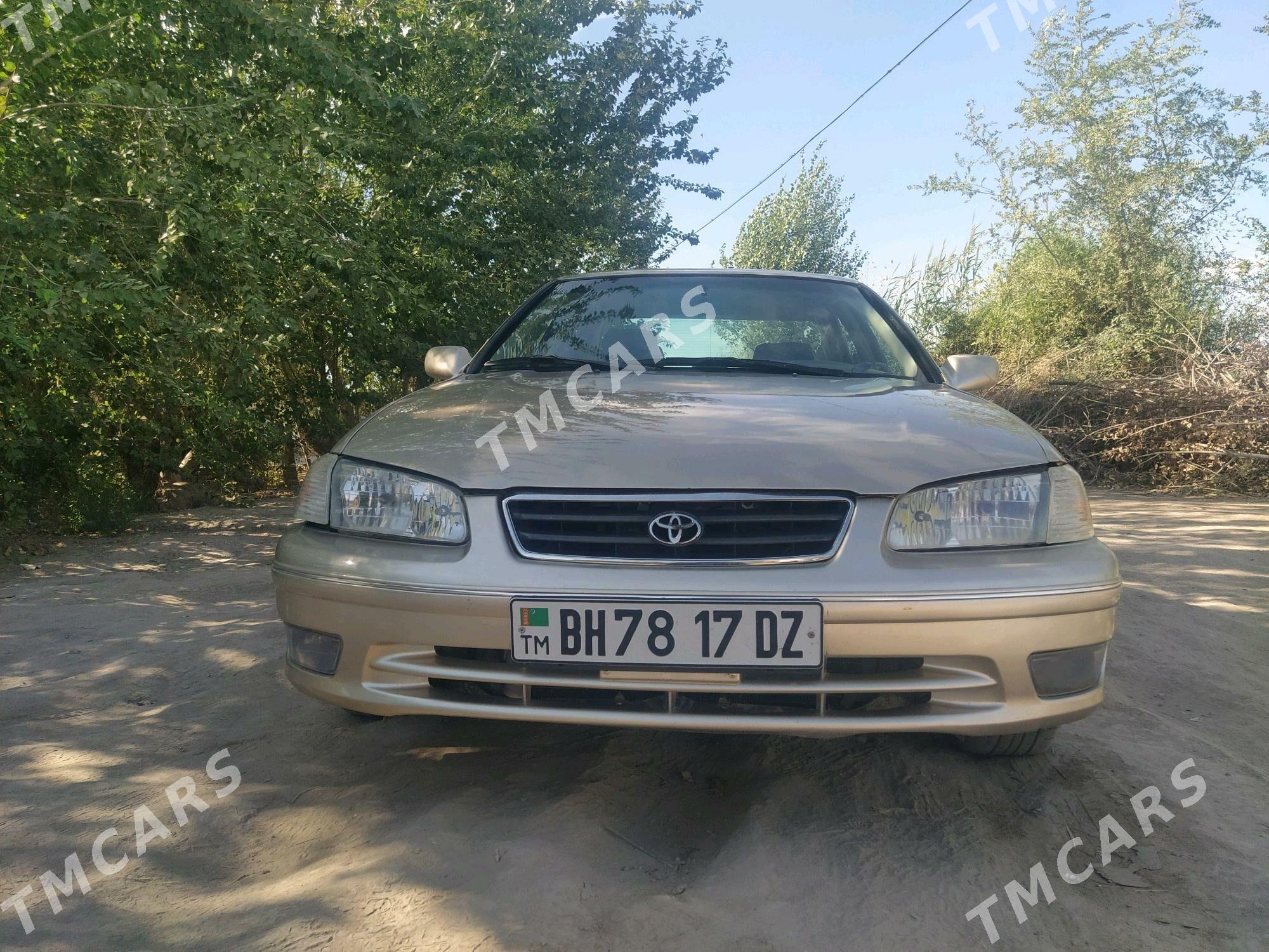 Toyota Camry 1998 - 135 000 TMT - Гурбансолтан Едже - img 4
