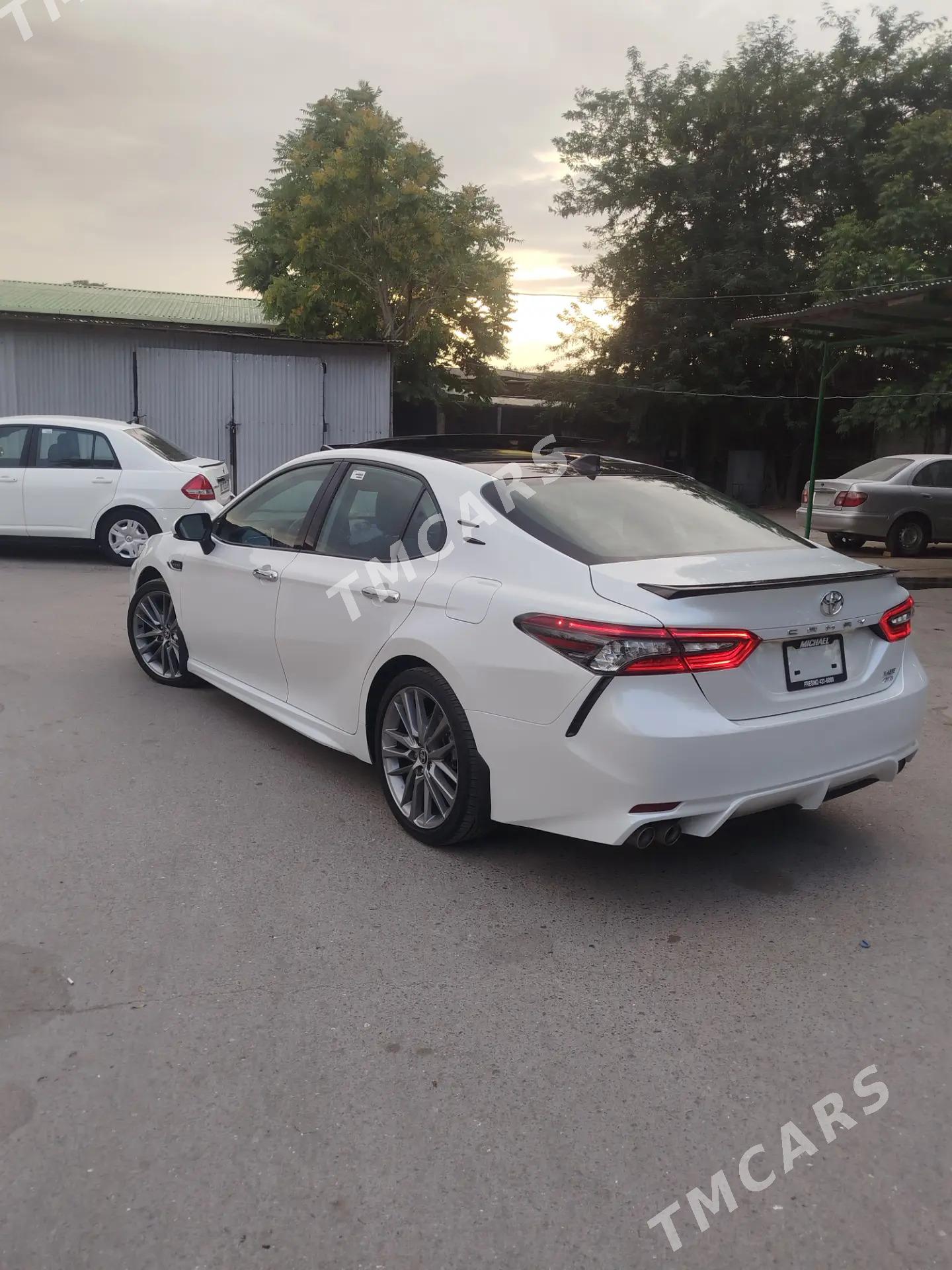 Toyota Camry 2021 - 390 000 TMT - Ашхабад - img 2