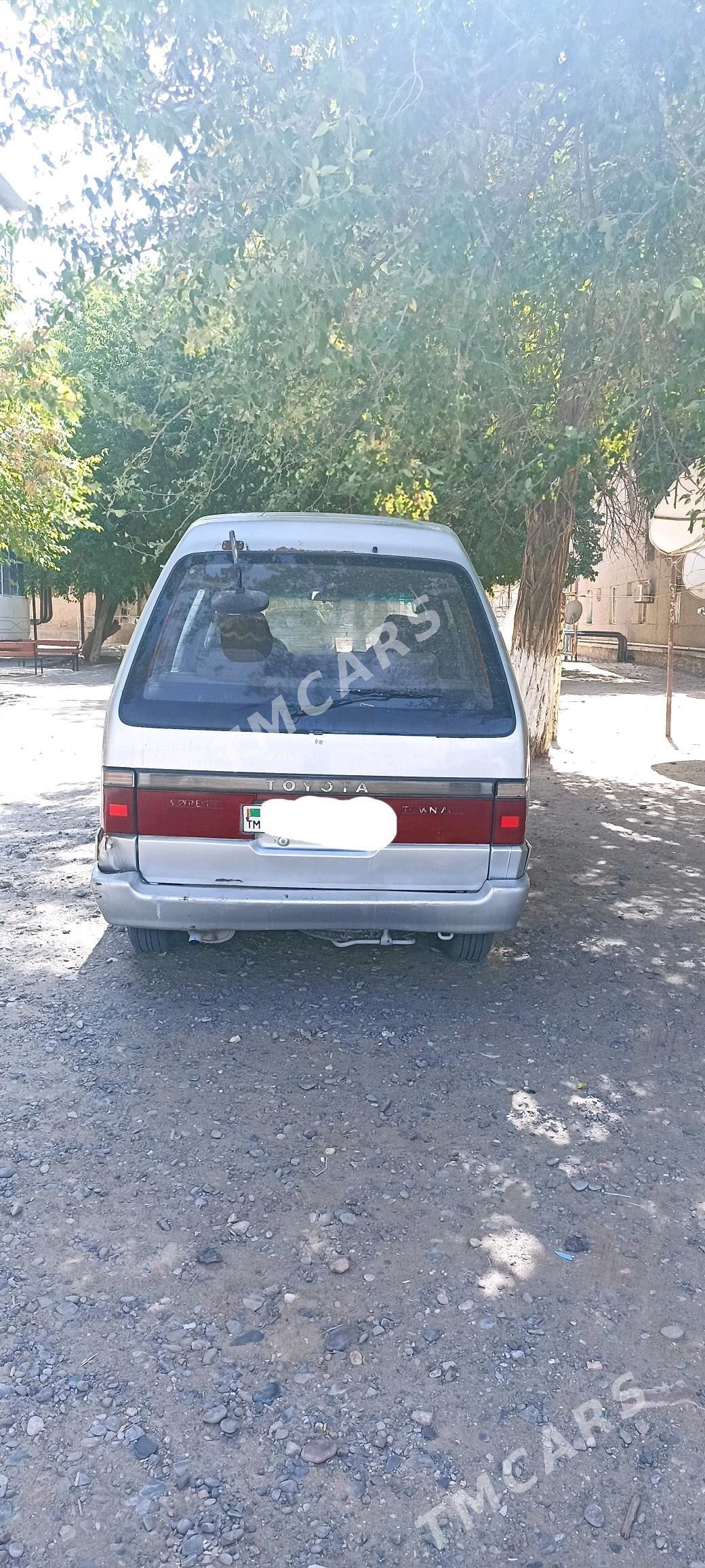Toyota Town Ace 1990 - 15 000 TMT - Серхетабат (Кушка) - img 3