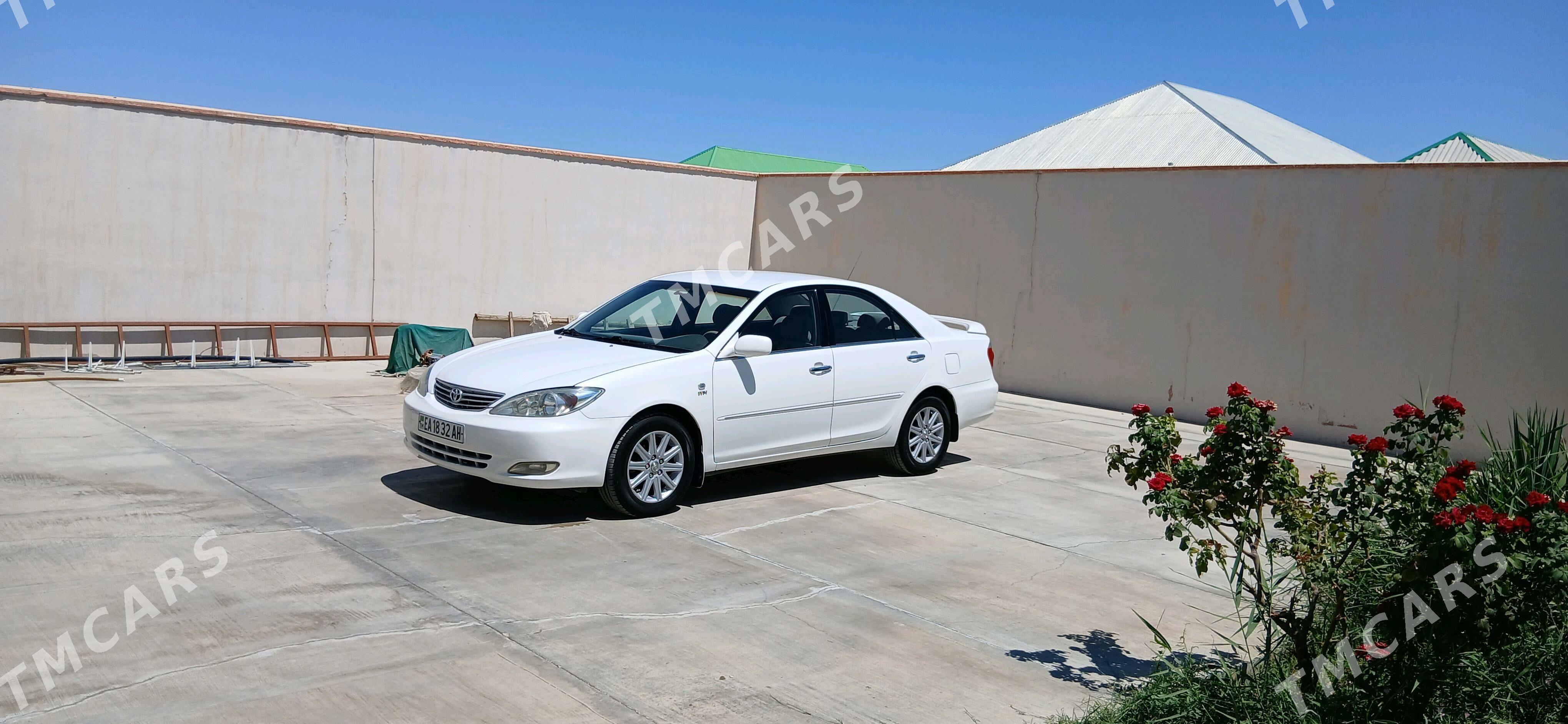 Toyota Camry 2004 - 170 000 TMT - Бахарден - img 2