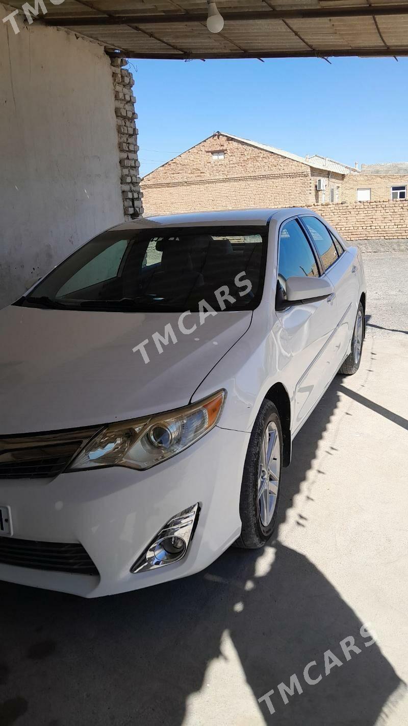 Toyota Camry 2011 - 190 000 TMT - Kaka - img 3