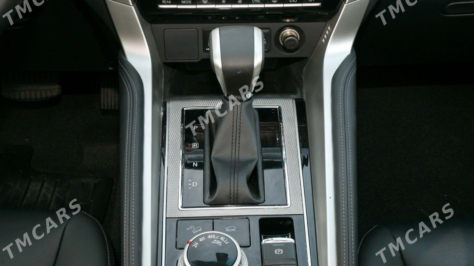 Mitsubishi Montero Sport 2023 - 540 000 TMT - Aşgabat - img 2
