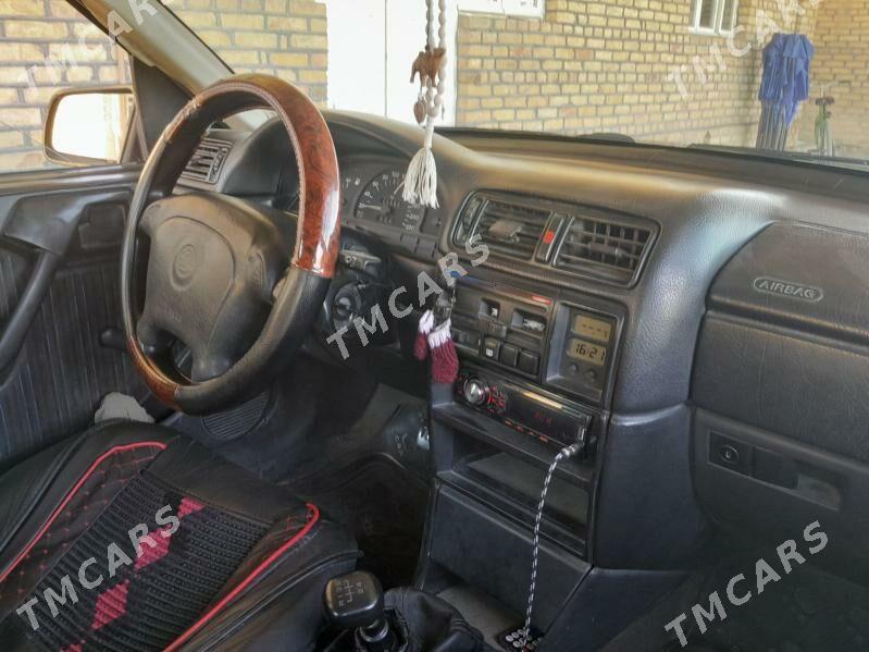 Opel Vectra 1994 - 50 000 TMT - Мары - img 3