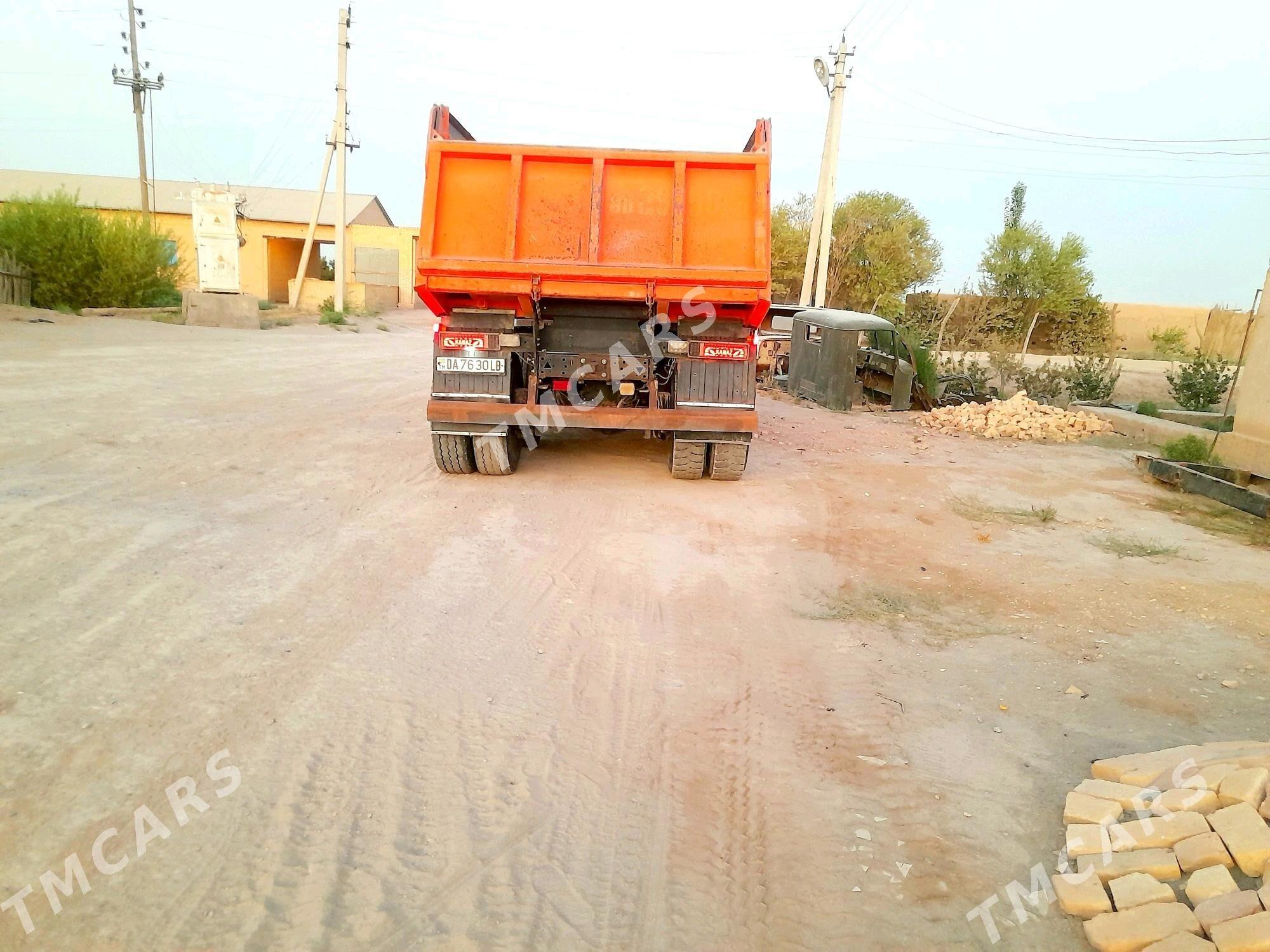 Kamaz Euro 3 2013 - 320 000 TMT - Халач - img 6