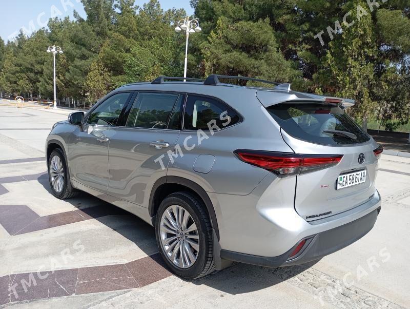 Toyota Highlander 2022 - 630 000 TMT - Бахарден - img 8