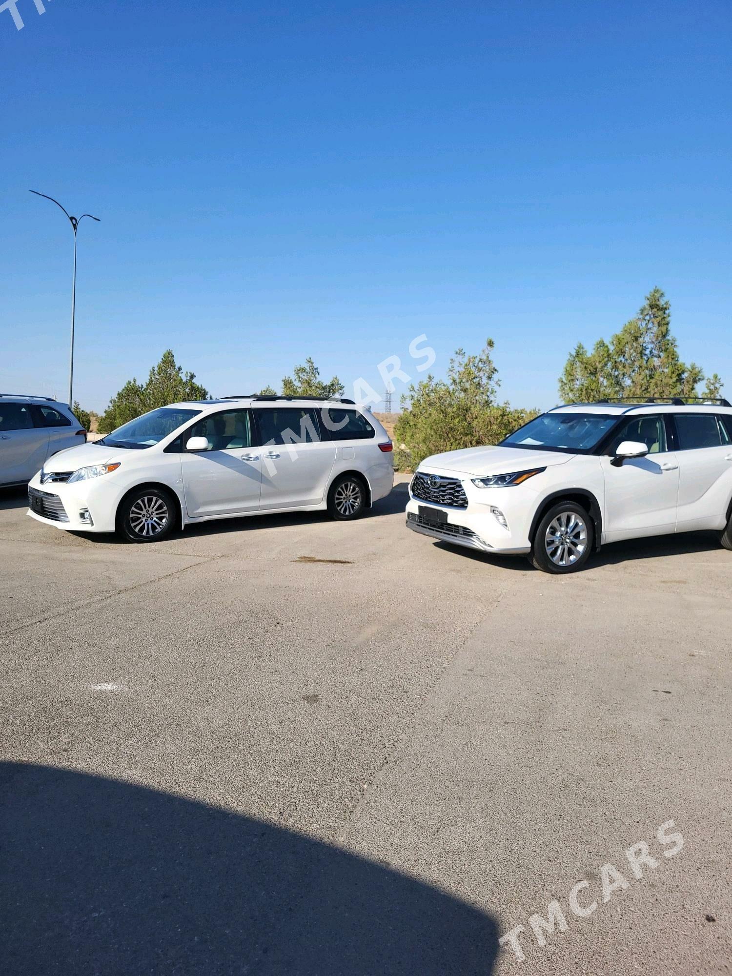 Toyota Sienna 2019 - 497 000 TMT - "Altyn Asyr" Gündogar bazary (Jygyllyk) - img 2