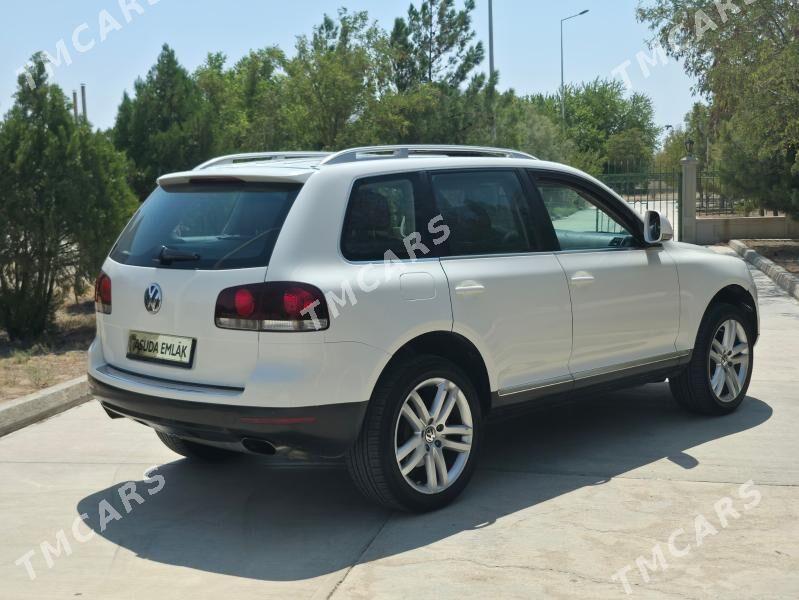 Volkswagen Touareg 2009 - 170 000 TMT - Балканабат - img 2