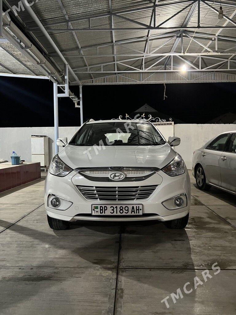 Hyundai Tucson 2011 - 172 000 TMT - Гёкдепе - img 3