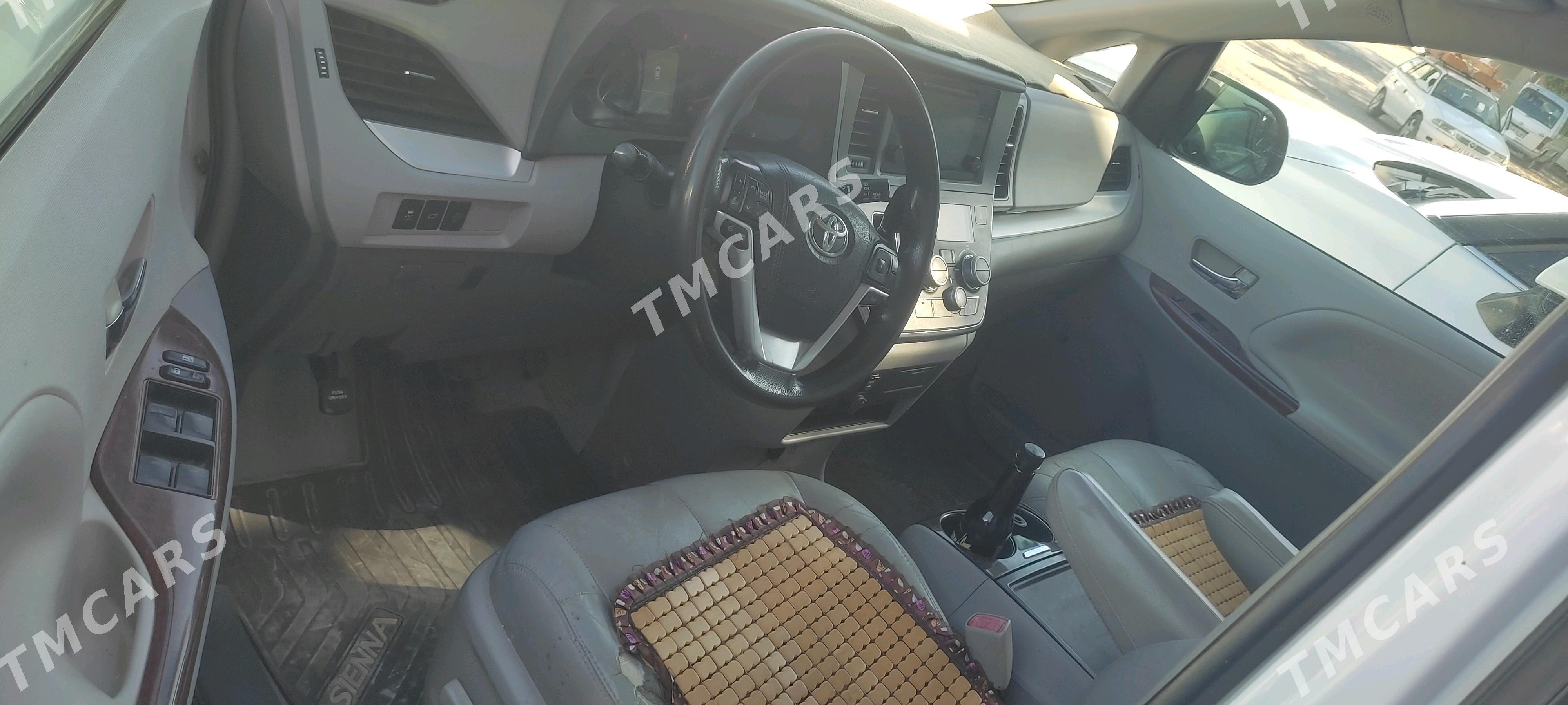 Toyota Sienna 2016 - 320 000 TMT - Mary - img 5