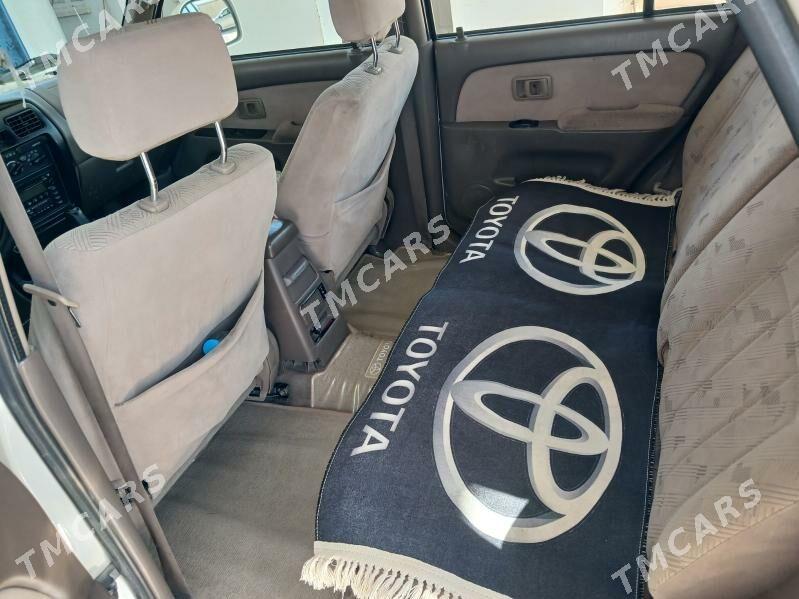 Toyota 4Runner 2002 - 165 000 TMT - Kaka - img 2