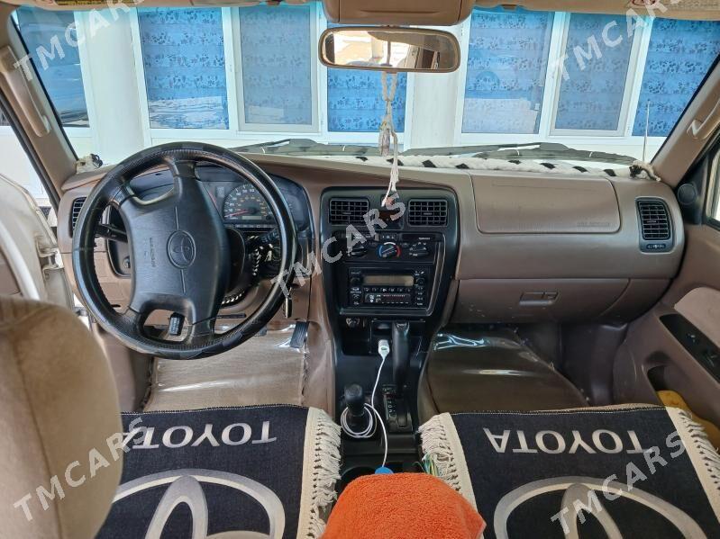 Toyota 4Runner 2002 - 165 000 TMT - Kaka - img 5