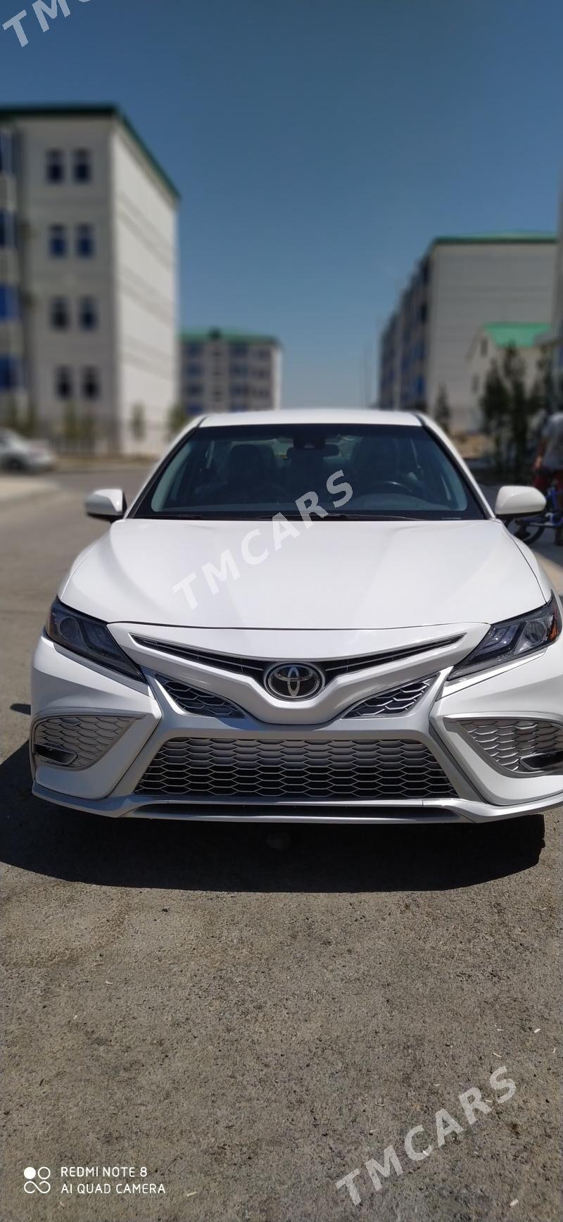 Toyota Camry 2021 - 330 000 TMT - Бузмеин ГРЭС - img 9