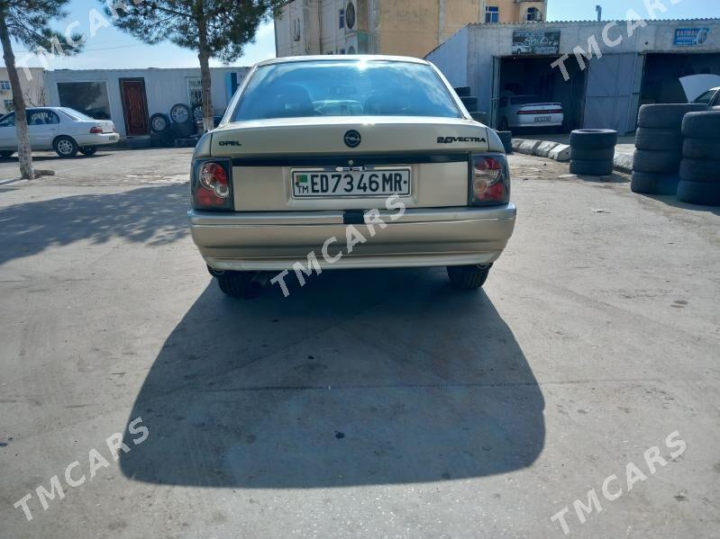 Opel Vectra 1990 - 30 000 TMT - Мары - img 4