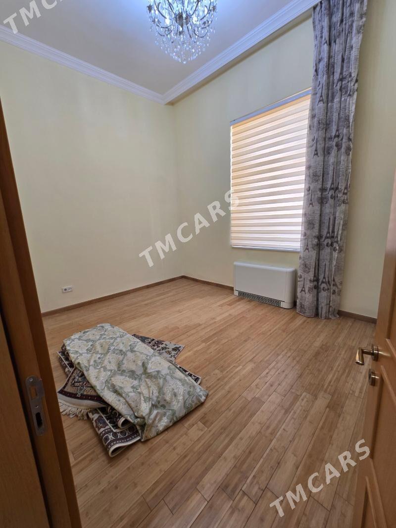 Элитка Айтакова 4ком 200м2 - Aşgabat - img 3