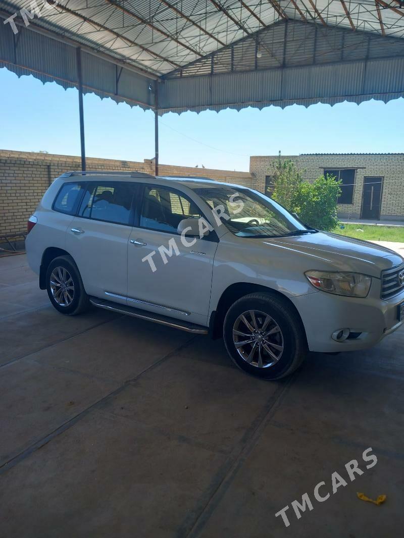 Toyota Highlander 2010 - 280 000 TMT - Мары - img 2