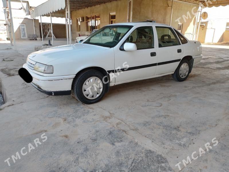 Opel Vectra 1992 - 18 000 TMT - Mary - img 9