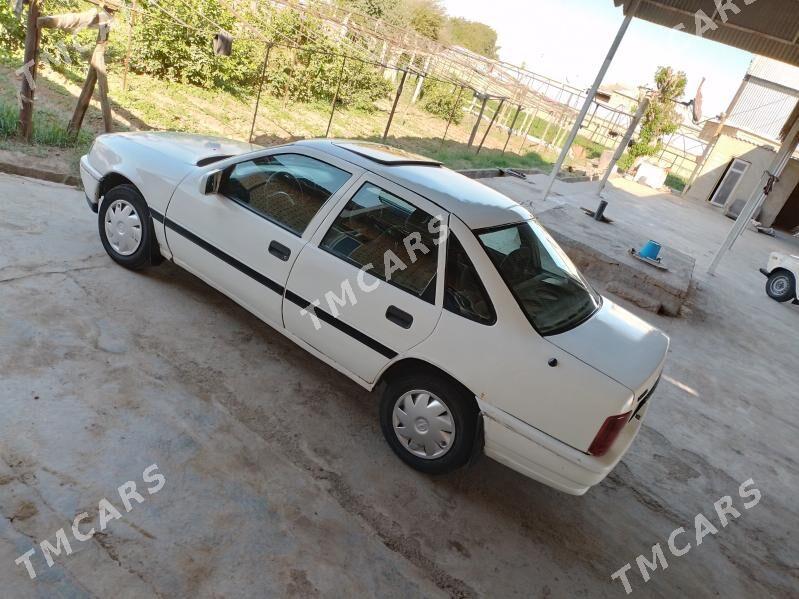 Opel Vectra 1992 - 18 000 TMT - Mary - img 8