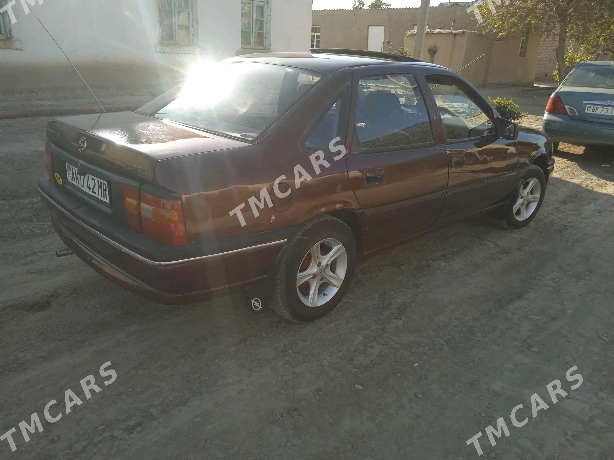 Opel Vectra 1993 - 33 000 TMT - Байрамали - img 3