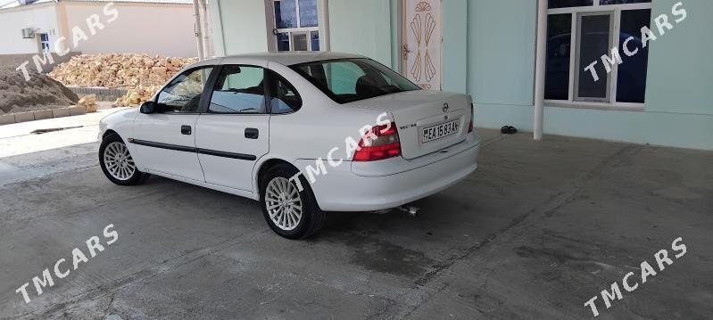 Opel Vectra 1998 - 44 000 TMT - Бахарден - img 6