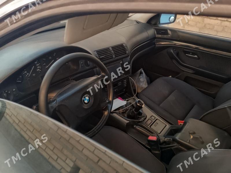 BMW 528 2002 - 90 000 TMT - Mary - img 3