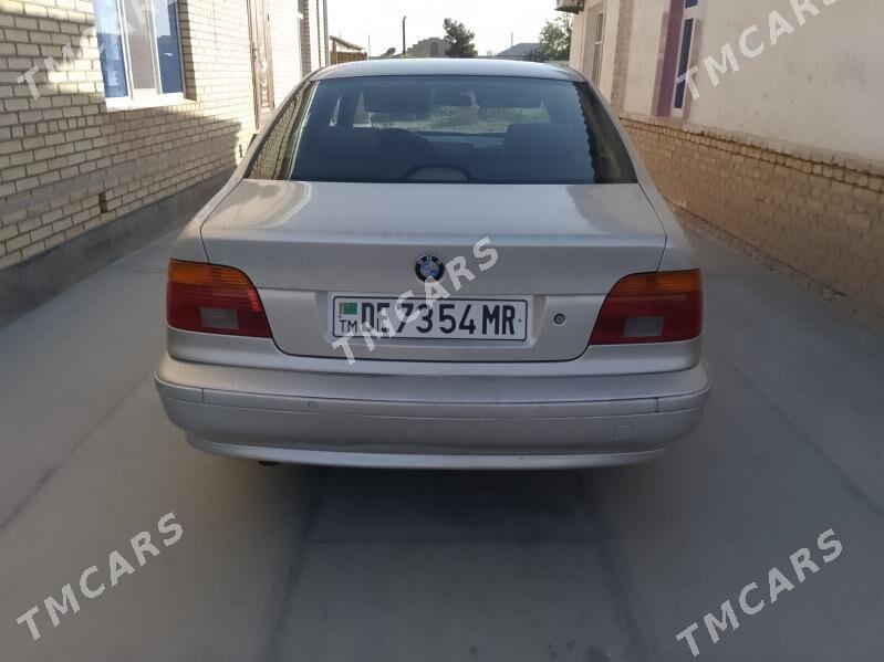 BMW 528 2002 - 90 000 TMT - Mary - img 5