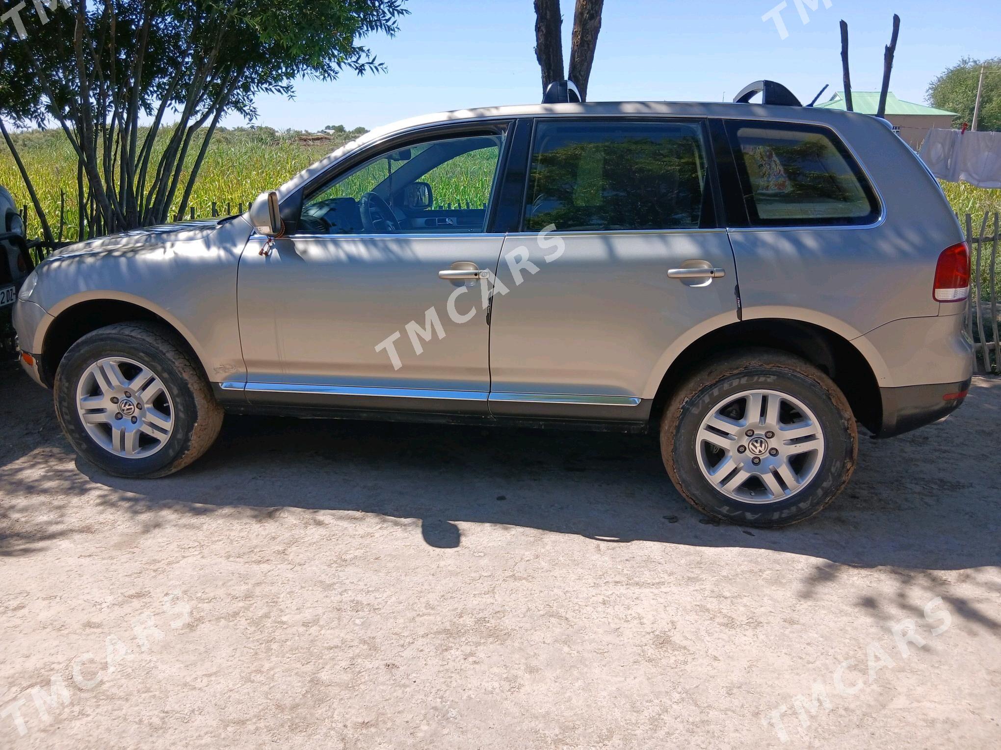 Volkswagen Touareg 2005 - 130 000 TMT - етр. Туркменбаши - img 2
