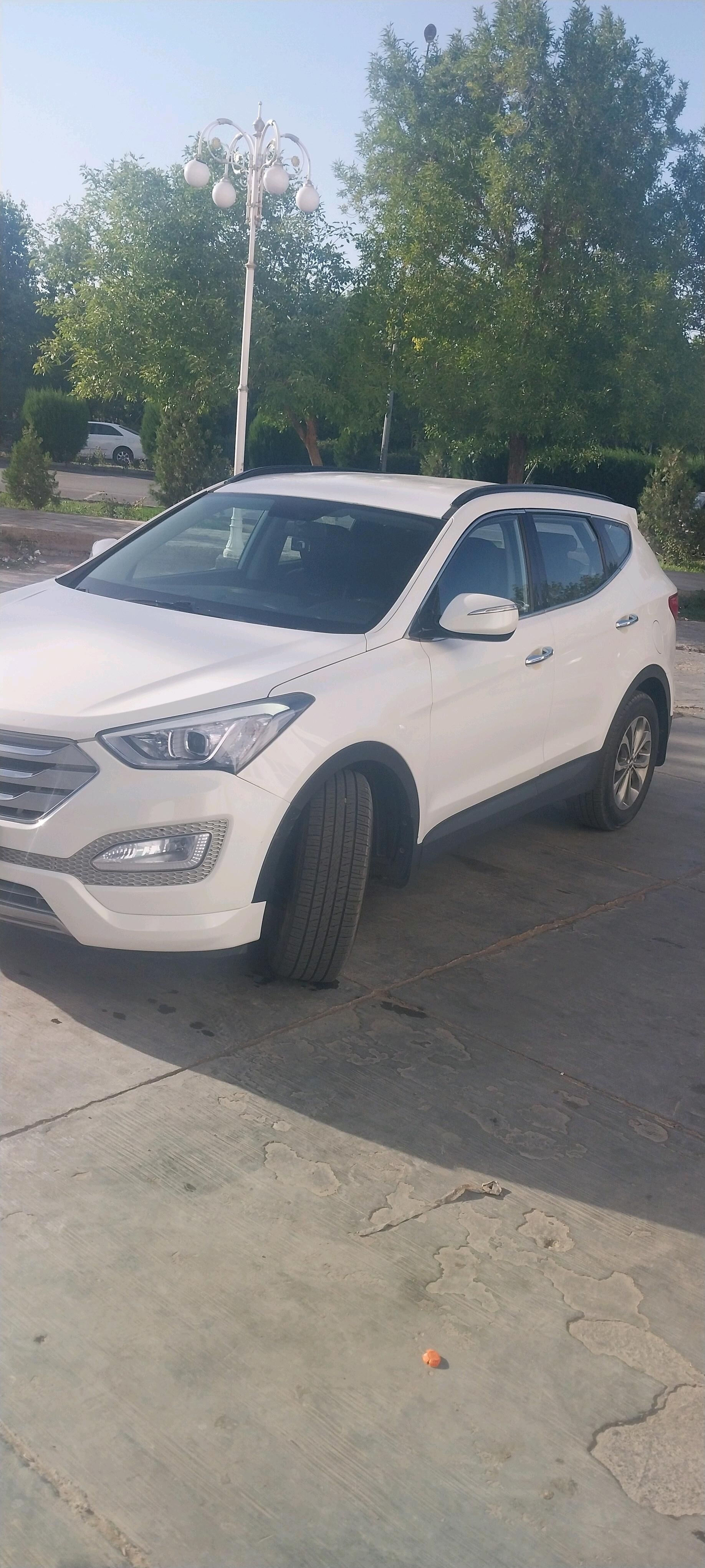 Hyundai Santa Fe 2013 - 230 000 TMT - Дашогуз - img 3