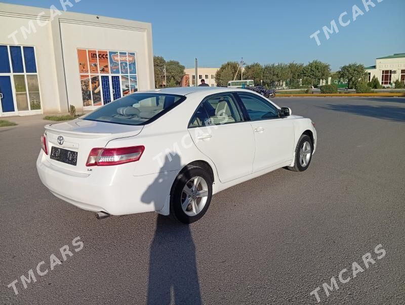 Toyota Camry 2010 - 130 000 TMT - Теджен - img 7