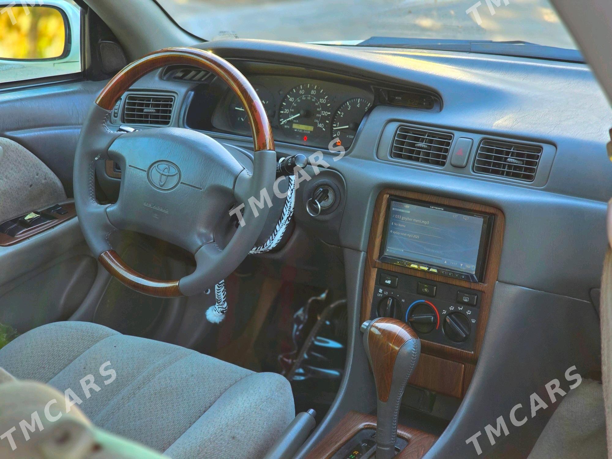 Toyota Camry 2000 - 149 000 TMT - Анев - img 3