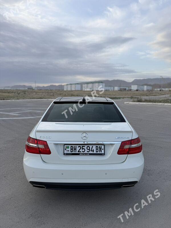 Mercedes-Benz E350 2011 - 300 000 TMT - Balkanabat - img 7