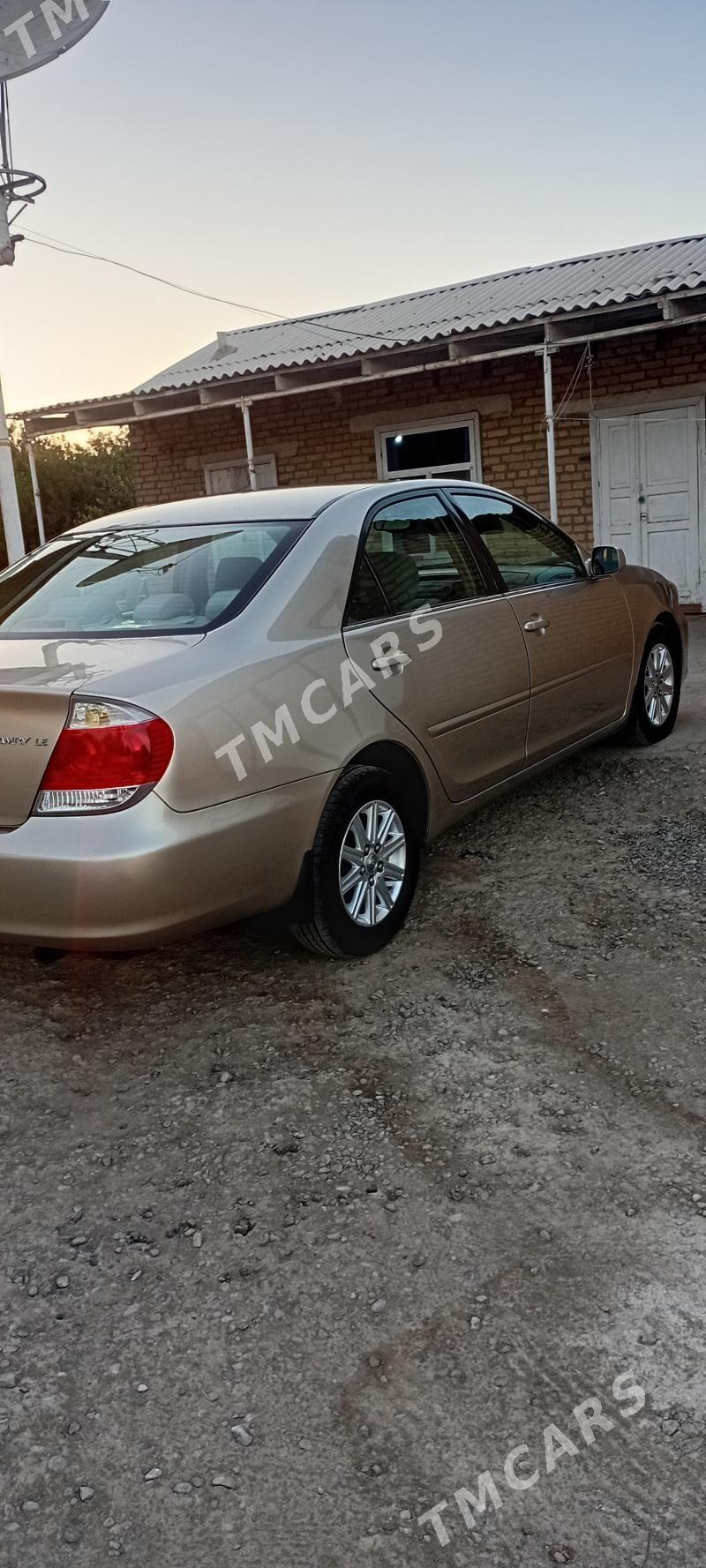 Toyota Camry 2005 - 190 000 TMT - Байрамали - img 2
